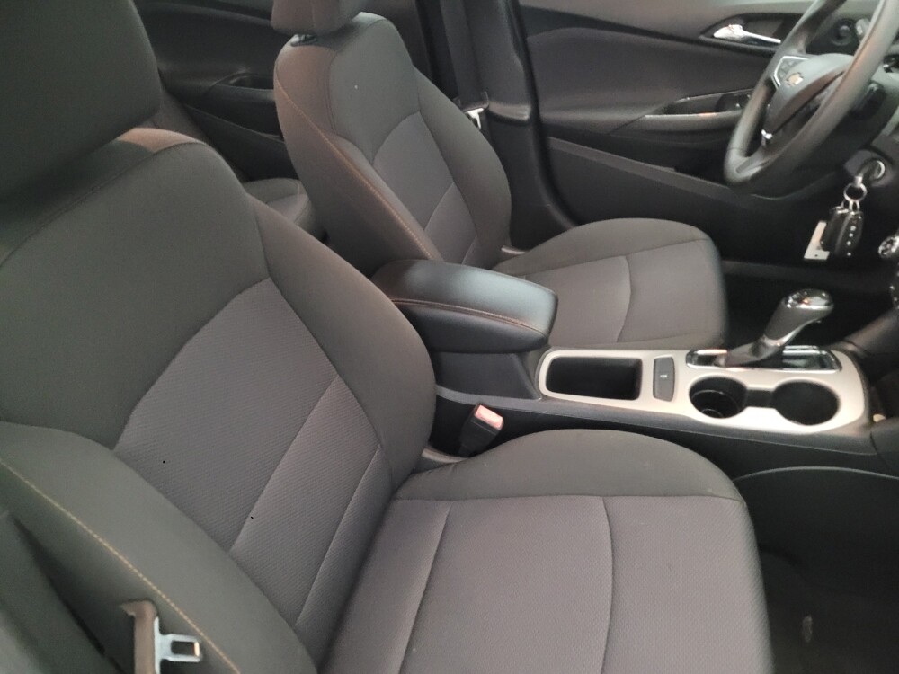 2018 Chevrolet Cruze in Henrico, VA 23223 - 18085455 21