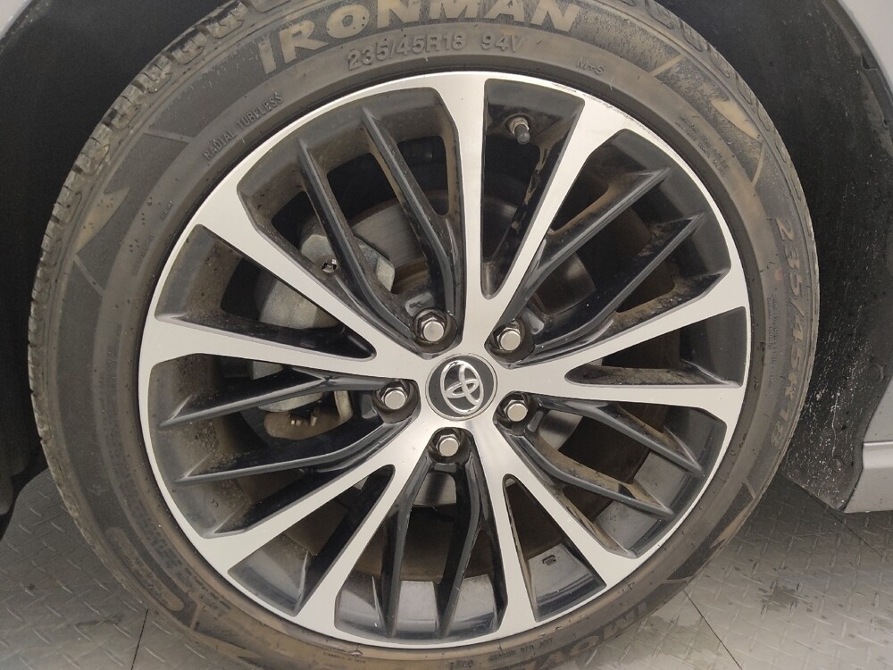 2019 Toyota Camry in Tallahassee, FL 32304 - 18085457 31