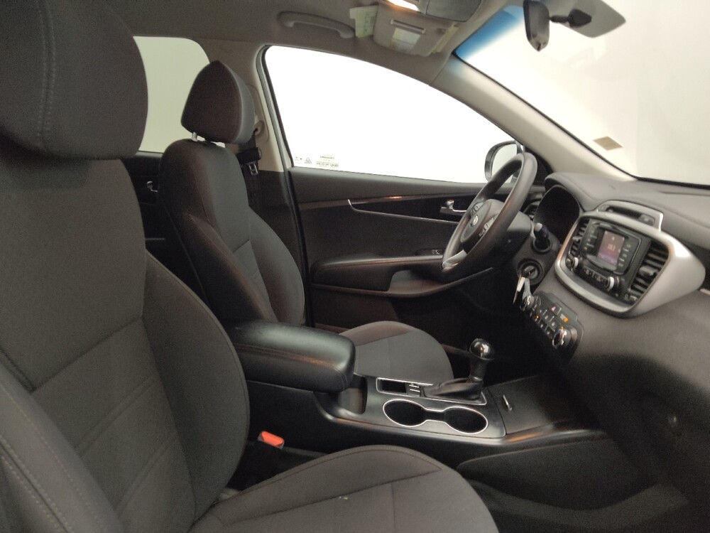 2017 Kia Sorento in Union City, GA 30291 - 18085478 21
