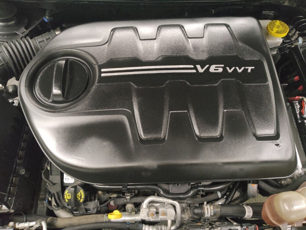 2019 Jeep Cherokee in Madison, TN 37115 - 18085488 30