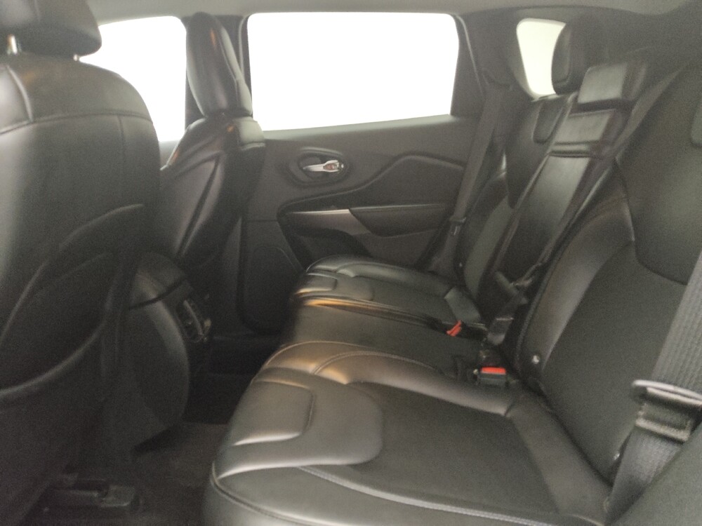 2019 Jeep Cherokee in Madison, TN 37115 - 18085488 18