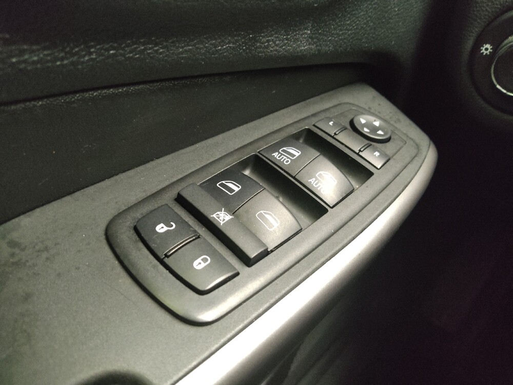 2019 Jeep Cherokee in Madison, TN 37115 - 18085488 27