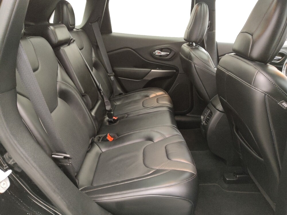 2020 Jeep Cherokee in Independence, MO 64055 - 18085494 19