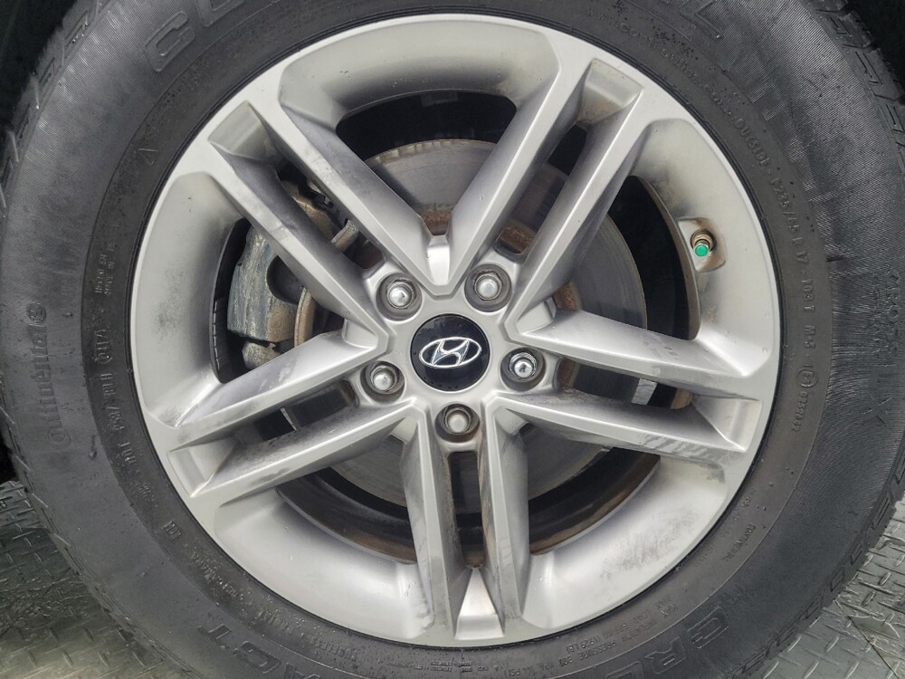 2018 Hyundai Santa Fe in Indianapolis, IN 46219 - 18085499 31