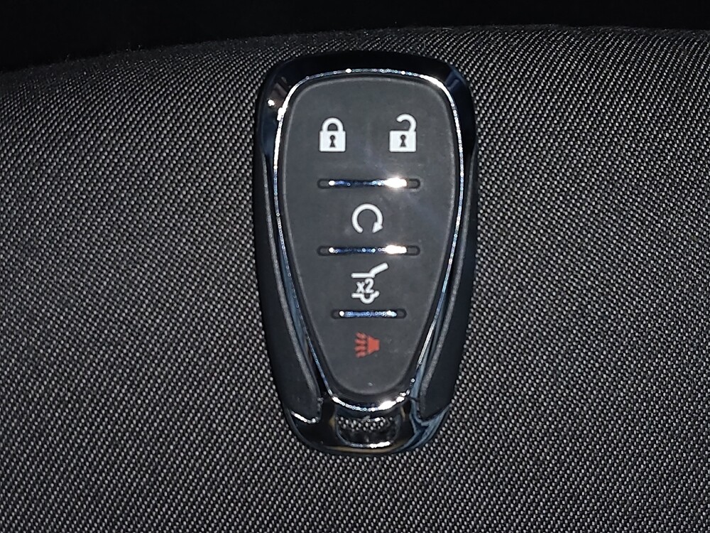 2021 Chevrolet Equinox in Charleston, SC 29414 - 18085519 32