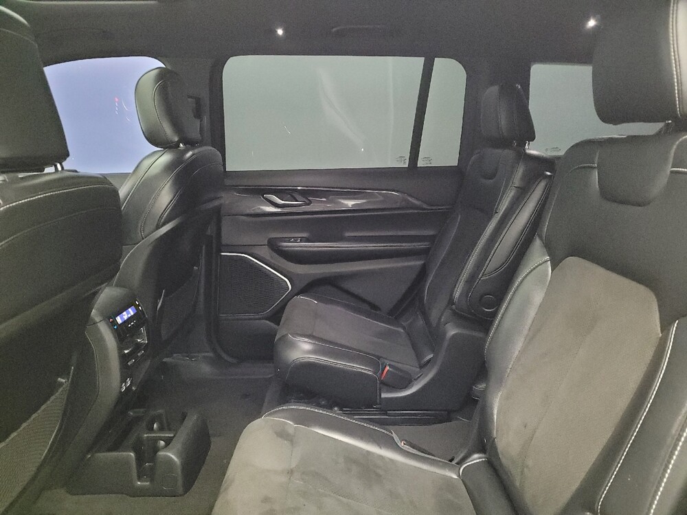 2021 Jeep Grand Cherokee L in Louisville, KY 40258 - 18085521 18