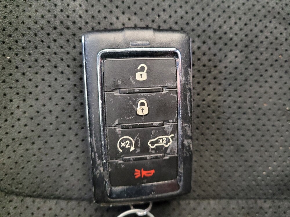 2021 Jeep Grand Cherokee L in Louisville, KY 40258 - 18085521 32