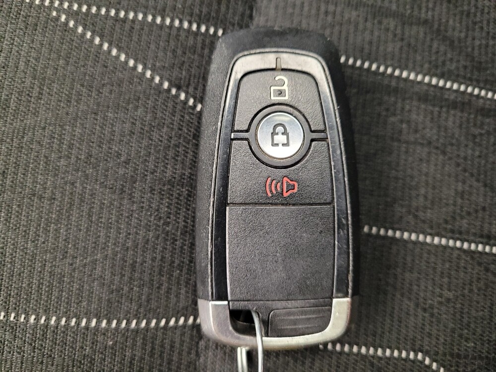 2018 Ford EcoSport in Fairfield, OH 45014 - 18085525 32