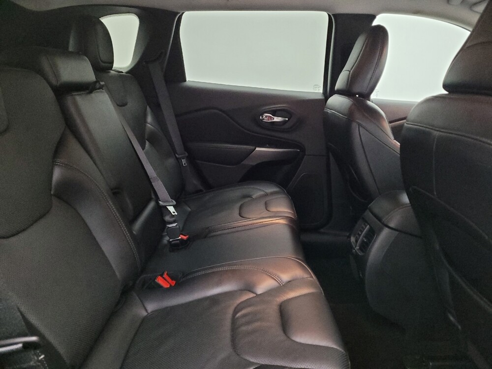 2021 Jeep Cherokee in Fairfield, OH 45014 - 18085531 19