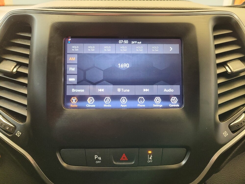 2021 Jeep Cherokee in Fairfield, OH 45014 - 18085531 25