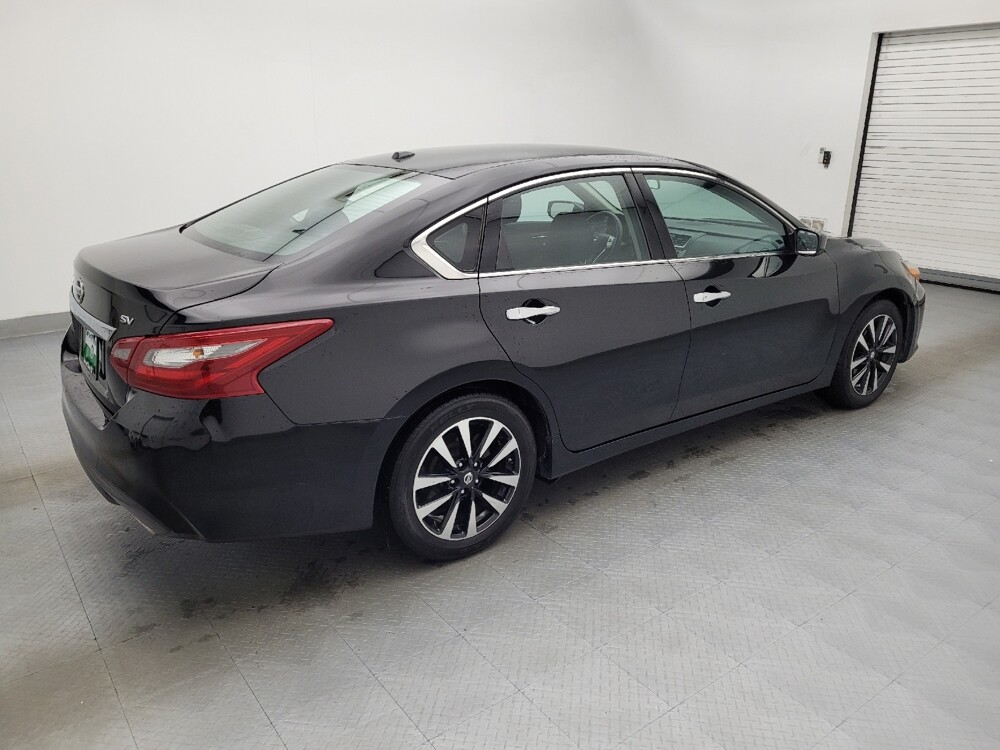 2018 Nissan Altima in Raleigh, NC 27604 - 18085534 10