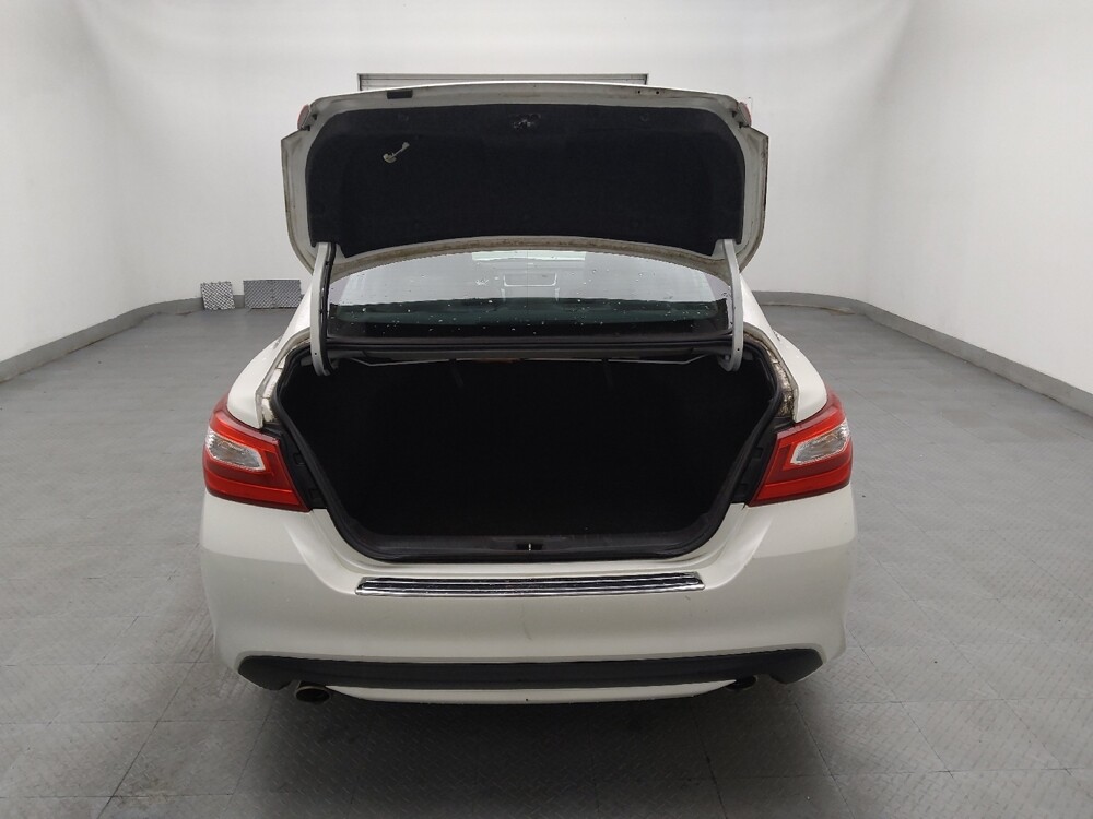 2017 Nissan Altima in Raleigh, NC 27604 - 18085535 29