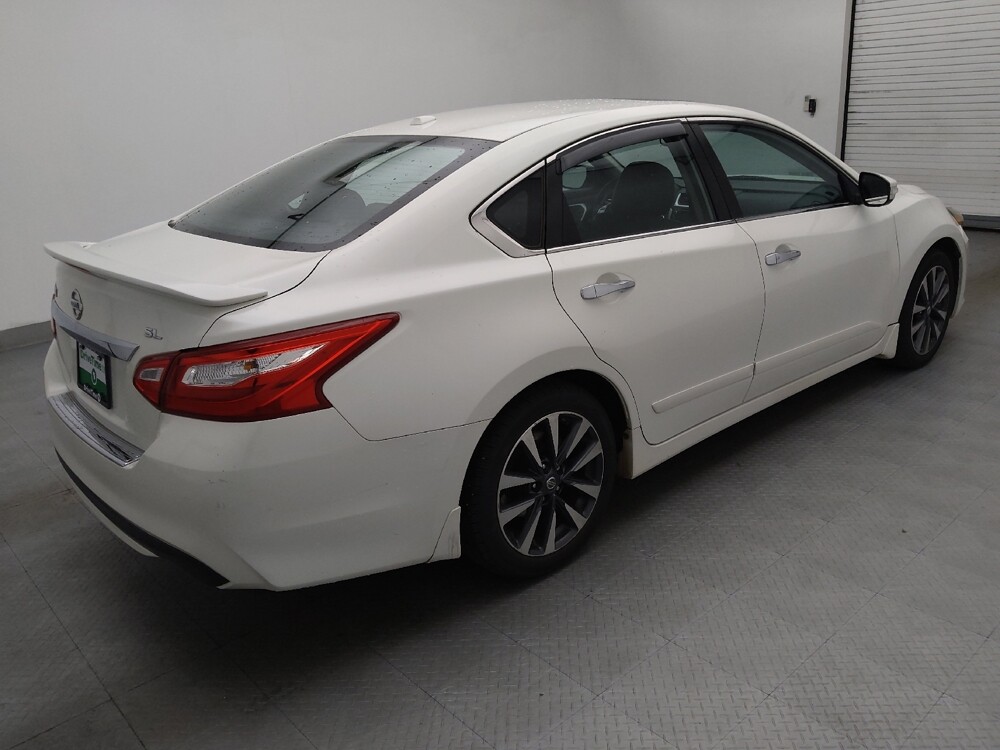 2017 Nissan Altima in Raleigh, NC 27604 - 18085535 10