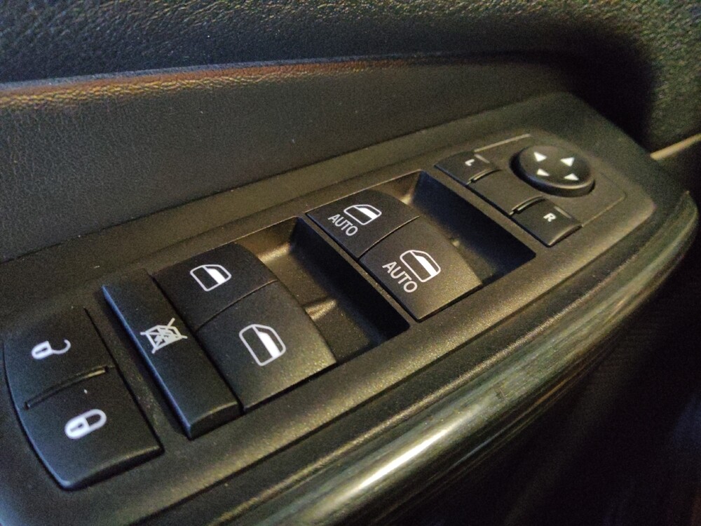 2016 Jeep Cherokee in Tucson, AZ 85705 - 18085537 27