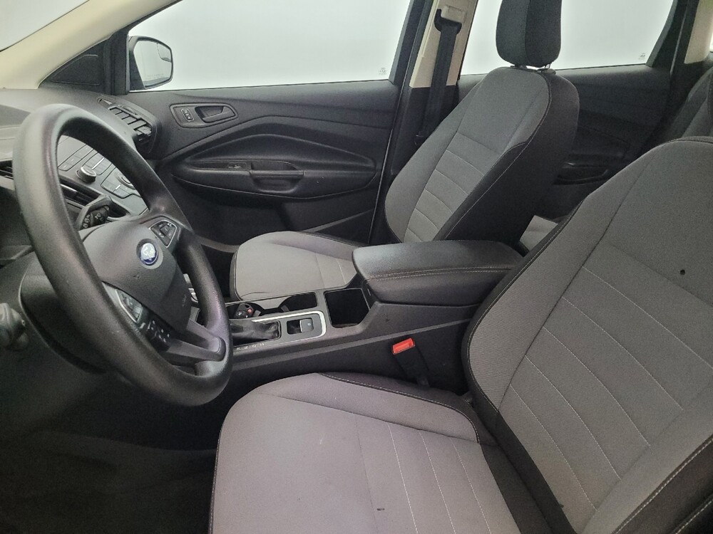 2019 Ford Escape in Plymouth Meeting, PA 19462 - 18085543 17