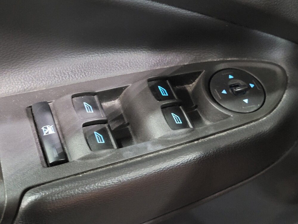 2019 Ford Escape in Plymouth Meeting, PA 19462 - 18085543 27