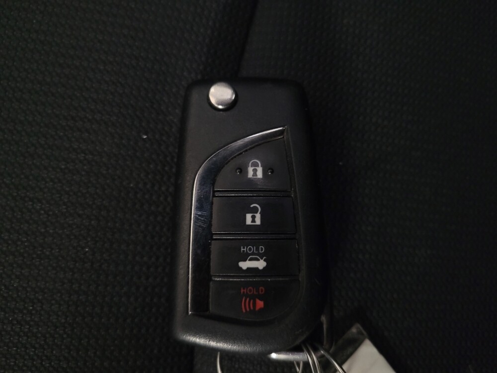 2021 Toyota Corolla in Lakeland, FL 33815 - 18085546 32