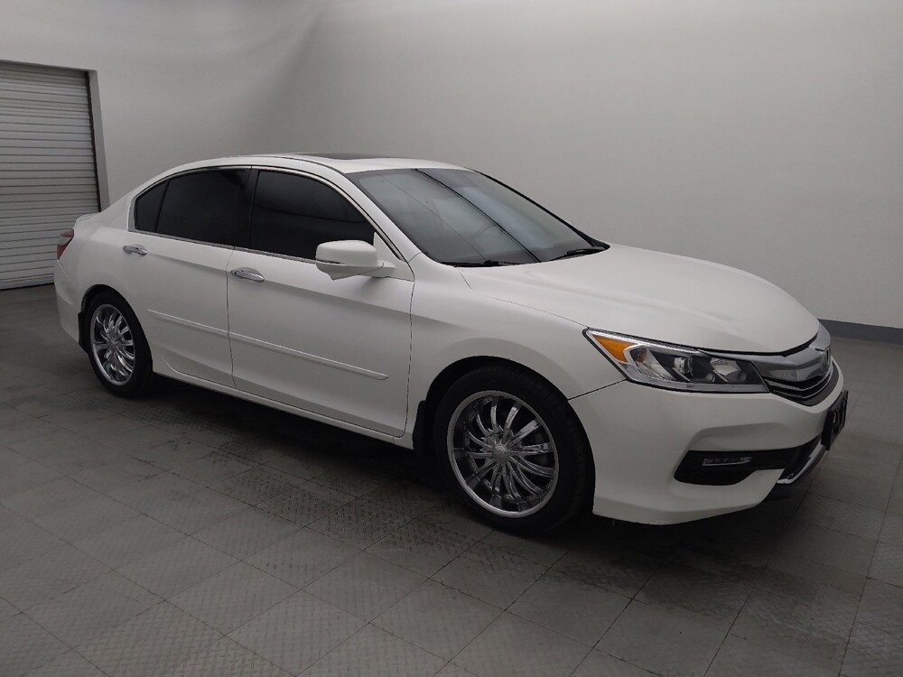 2017 Honda Accord in Houston, TX 77060 - 18085560 11