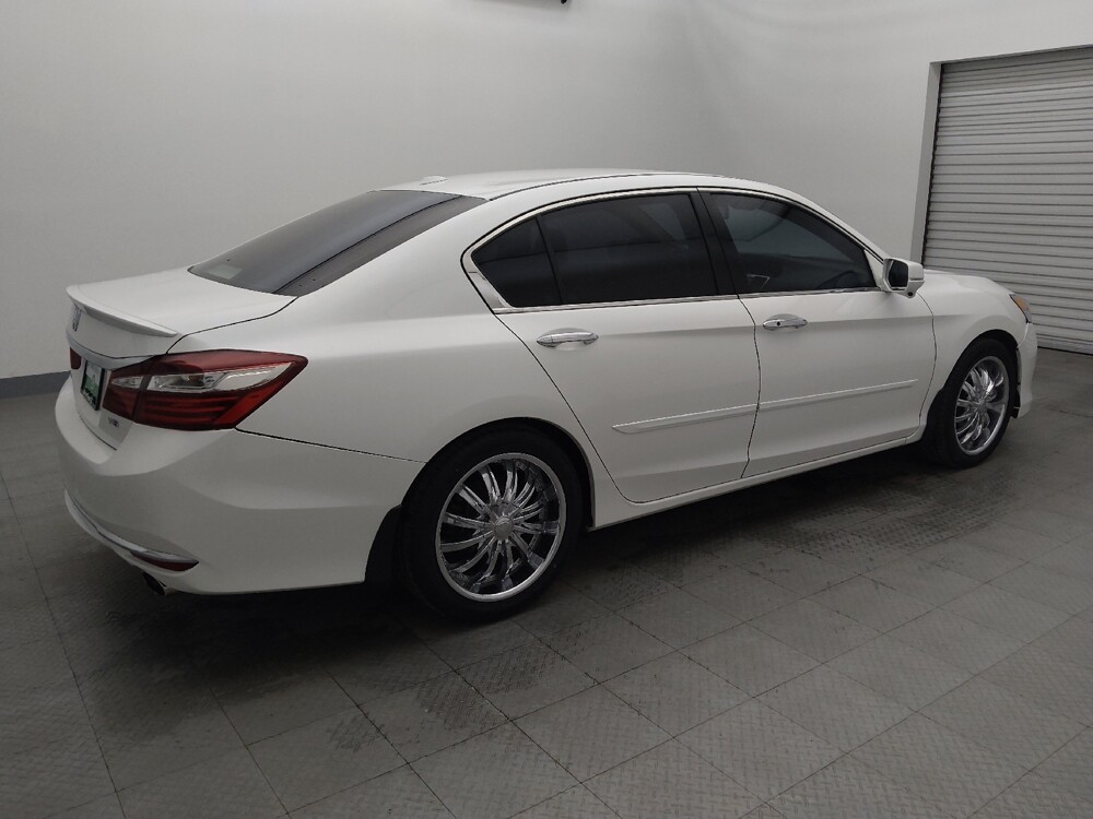 2017 Honda Accord in Houston, TX 77060 - 18085560 10