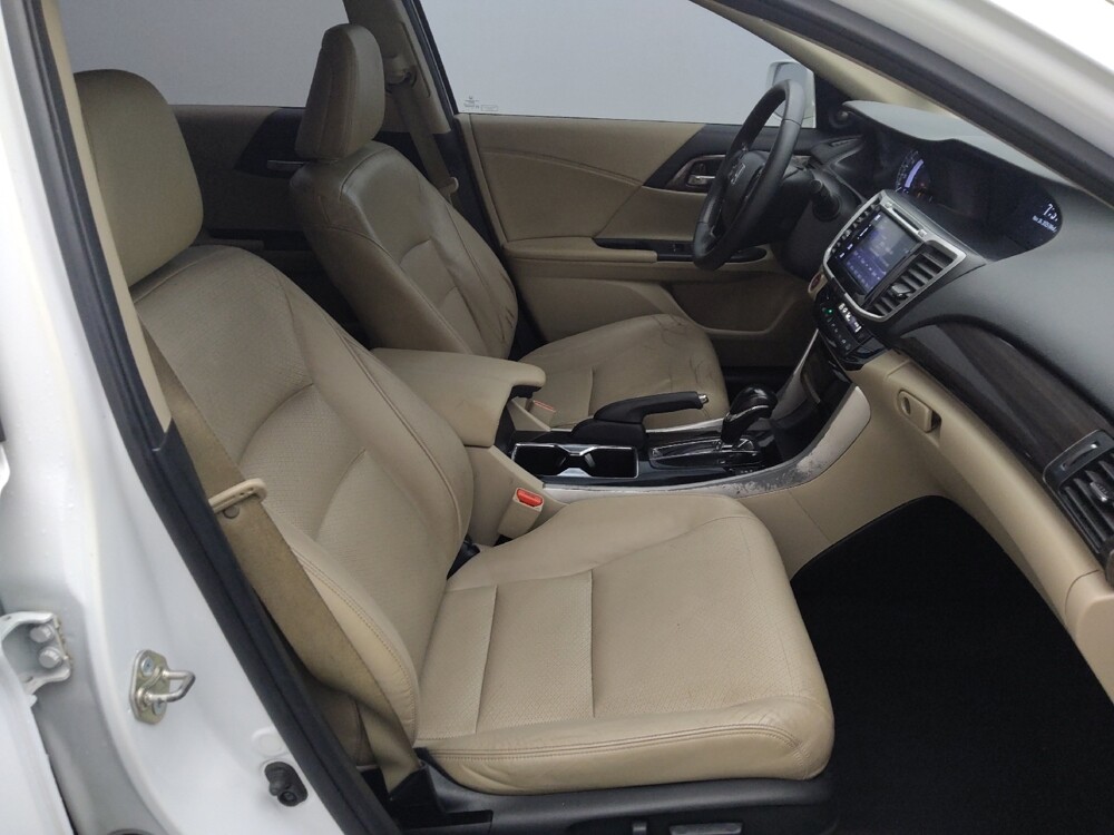 2017 Honda Accord in Houston, TX 77060 - 18085560 21