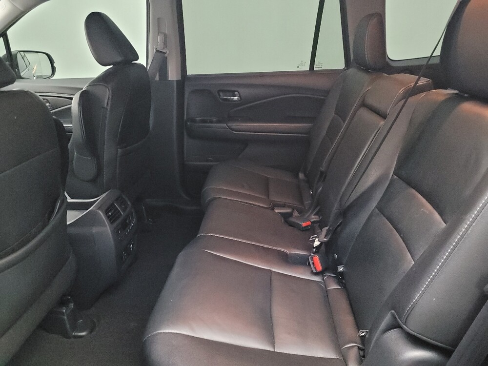 2019 Honda Pilot in Jacksonville, FL 32210 - 18085573 18