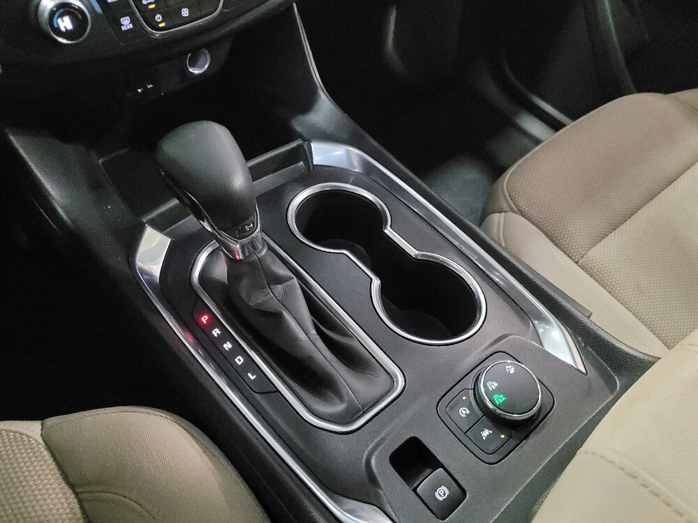 2022 Chevrolet Traverse in Glen Burnie, MD 21061 - 18085575 26