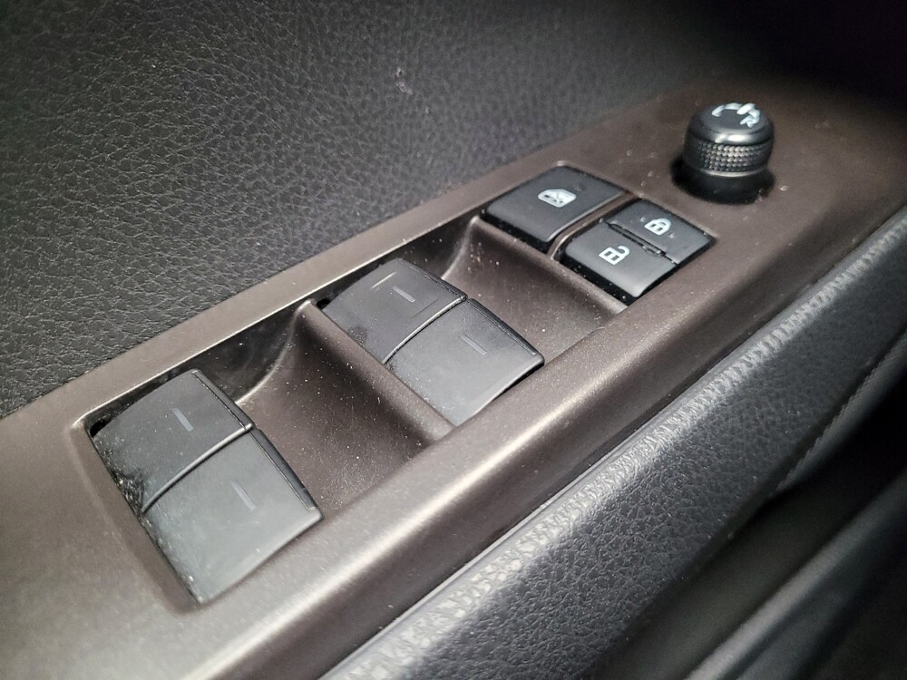 2021 Toyota Camry in Fresno, CA 93726 - 18085581 27