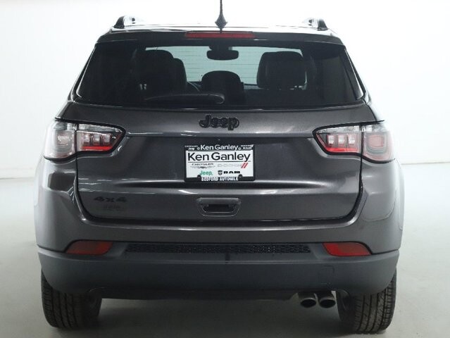 2022 Jeep Compass in Bedford, OH 44146 - 18085824 44