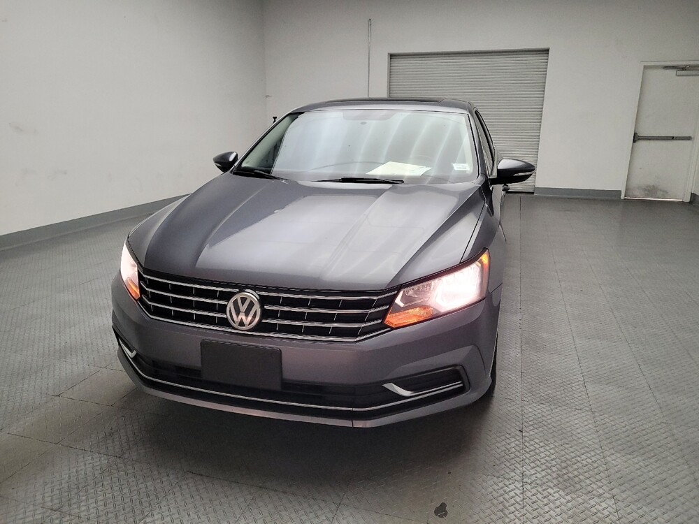 2016 Volkswagen Passat in Downey, CA 90241 - 18085828 15