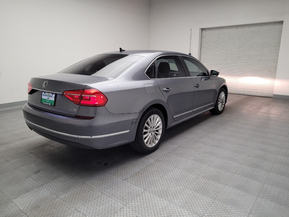 2016 Volkswagen Passat in Downey, CA 90241 - 18085828 9