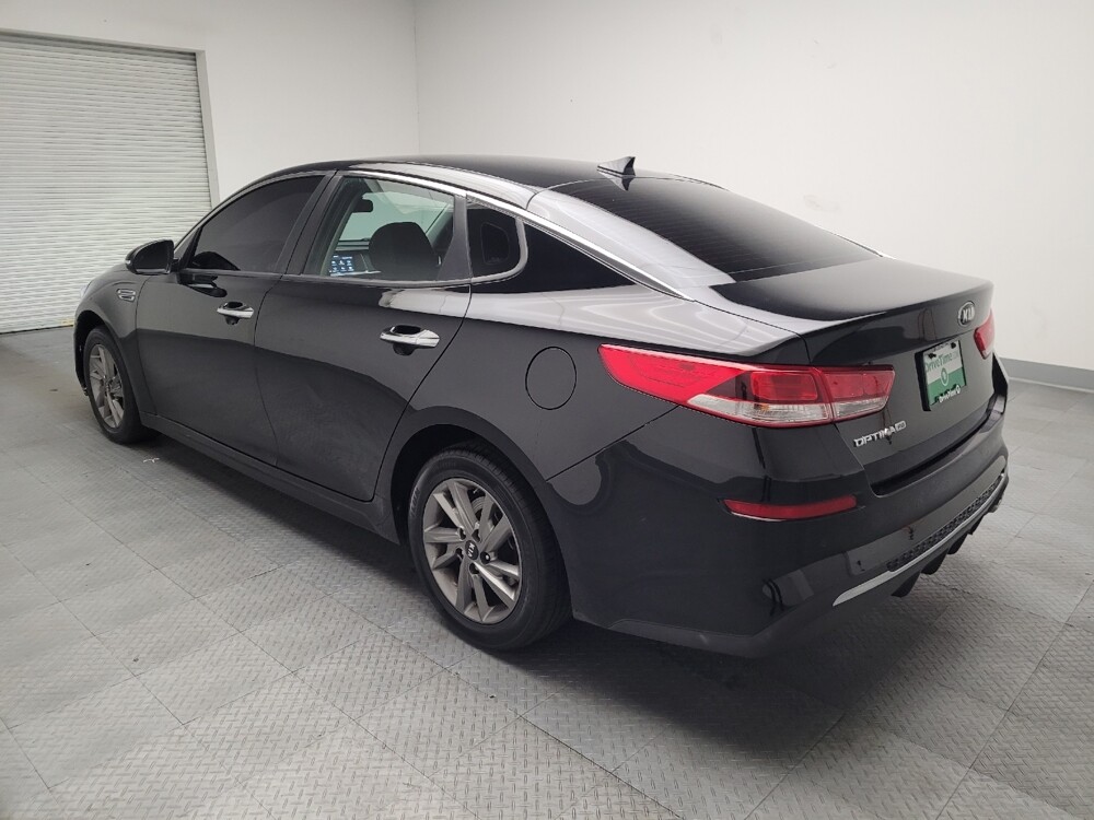 2019 Kia Optima in Downey, CA 90241 - 18085830 5