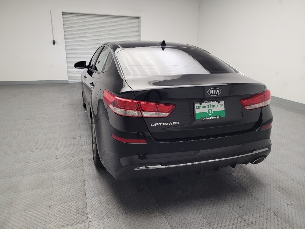 2019 Kia Optima in Downey, CA 90241 - 18085830 6