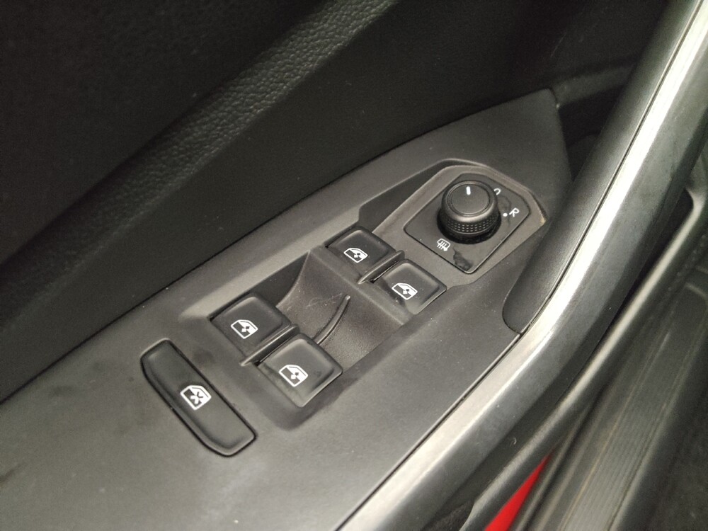 2019 Volkswagen Jetta in Downey, CA 90241 - 18085833 32