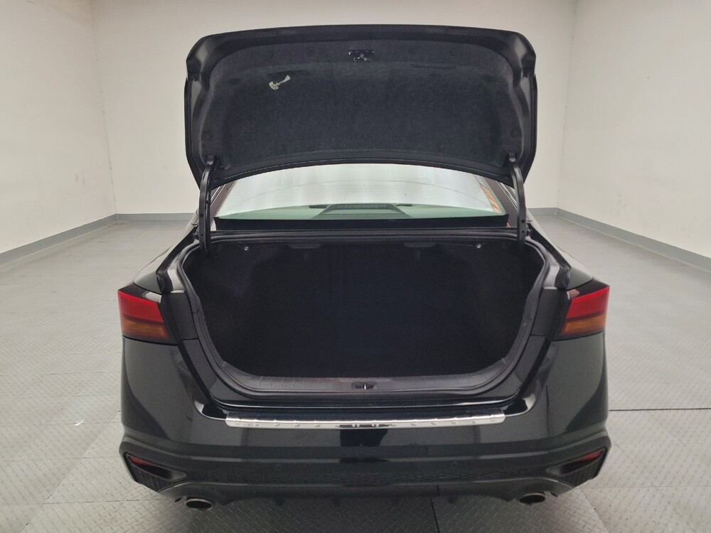 2022 Nissan Altima in Downey, CA 90241 - 18085835 29