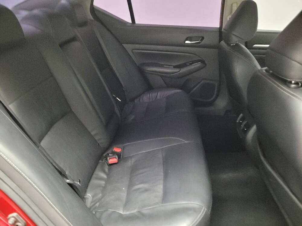 2020 Nissan Altima in Downey, CA 90241 - 18085837 19