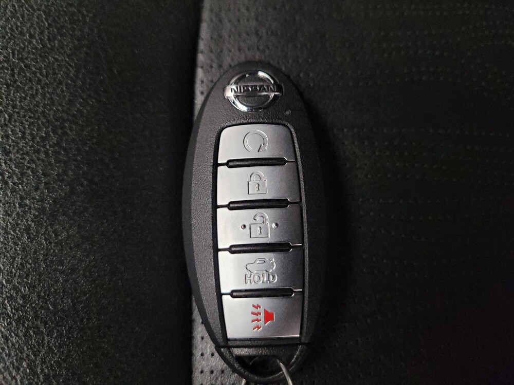 2020 Nissan Altima in Downey, CA 90241 - 18085837 32