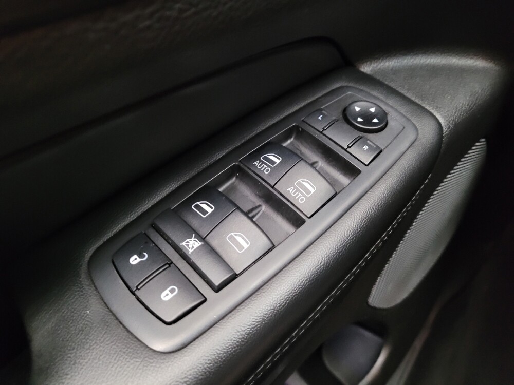 2019 Jeep Grand Cherokee in Downey, CA 90241 - 18085839 27