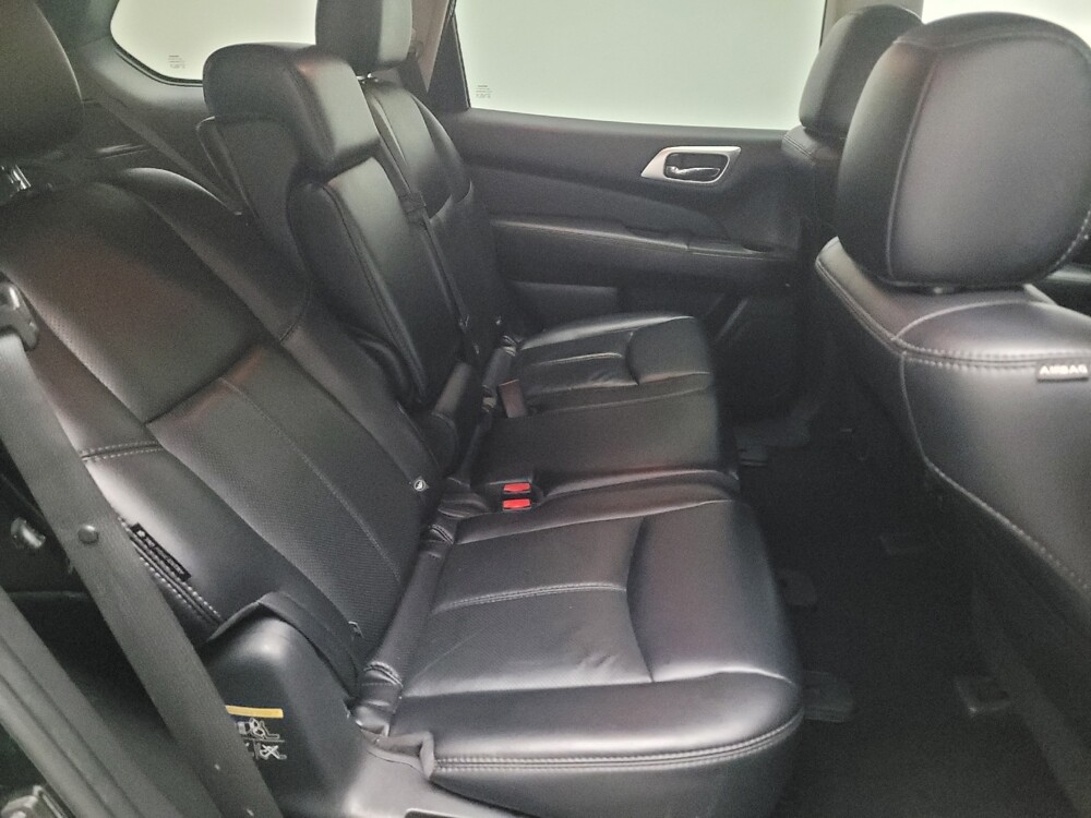 2018 Nissan Pathfinder in Downey, CA 90241 - 18085840 19