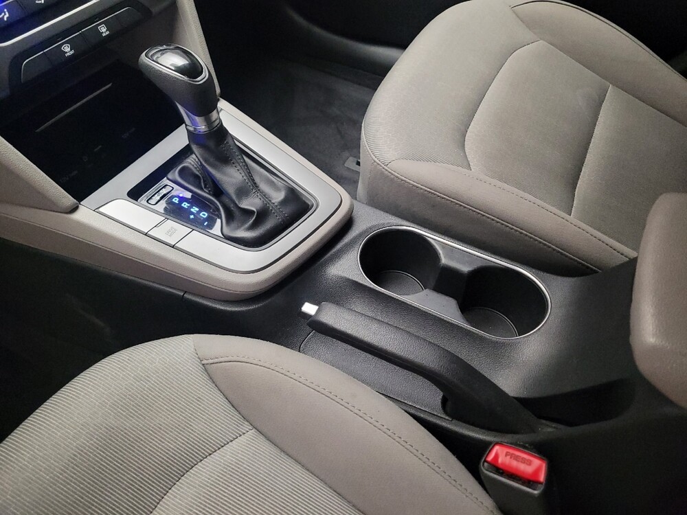 2017 Hyundai Elantra in Downey, CA 90241 - 18085842 26