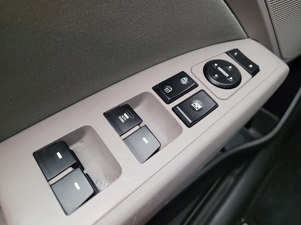 2017 Hyundai Elantra in Downey, CA 90241 - 18085844 27