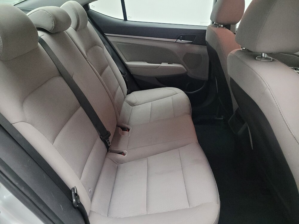 2017 Hyundai Elantra in Downey, CA 90241 - 18085844 19