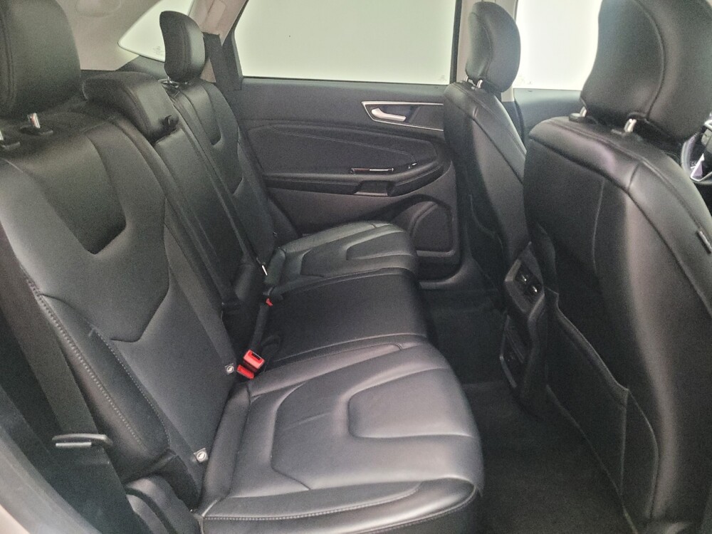 2018 Ford Edge in Downey, CA 90241 - 18085845 19