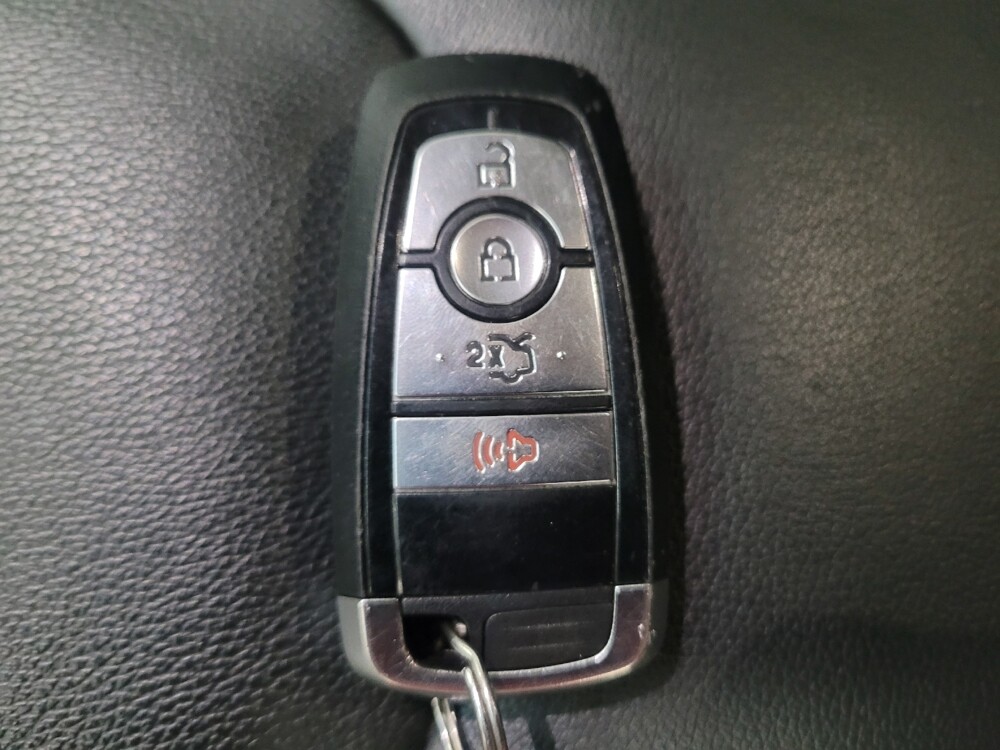 2018 Ford Edge in Downey, CA 90241 - 18085845 32