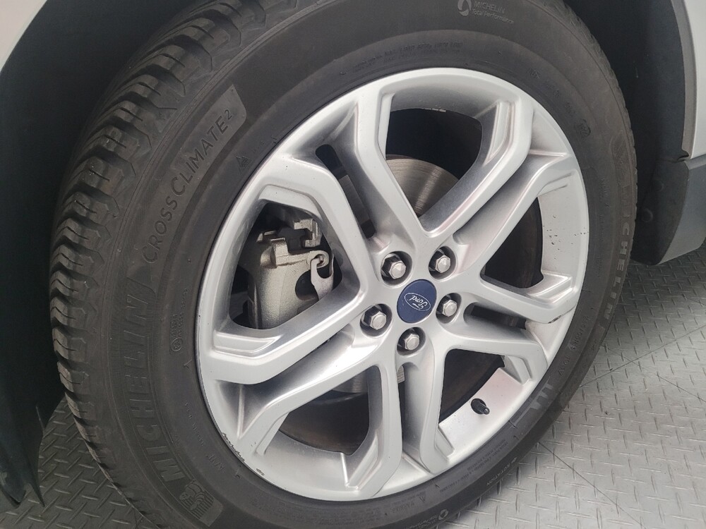 2018 Ford Edge in Downey, CA 90241 - 18085845 31