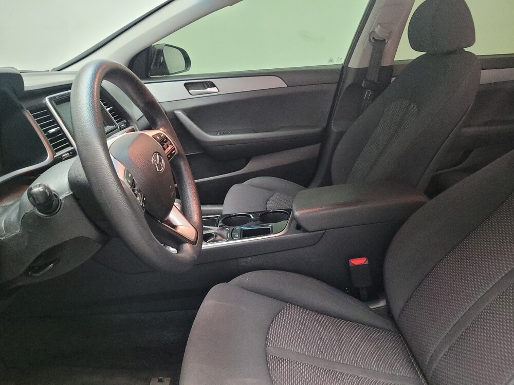 2019 Hyundai Sonata in Downey, CA 90241 - 18085846 17