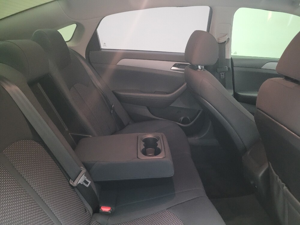 2019 Hyundai Sonata in Downey, CA 90241 - 18085846 19