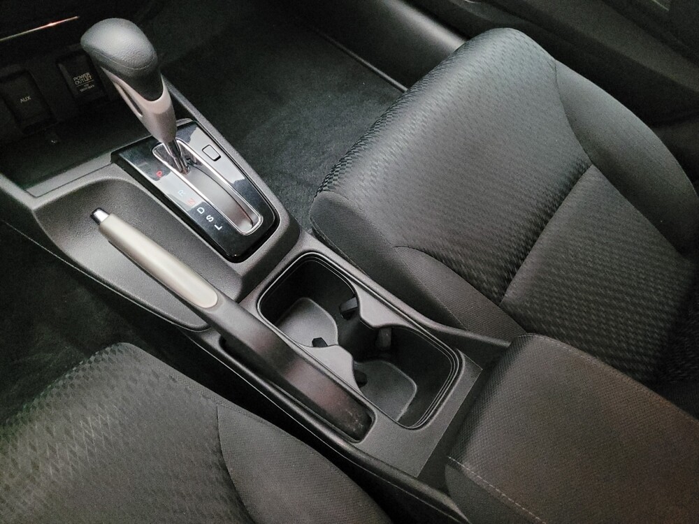 2015 Honda Civic in Downey, CA 90241 - 18085847 26