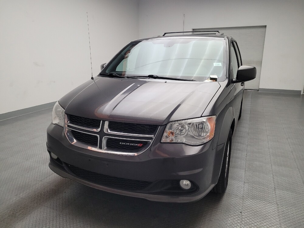 2019 Dodge Grand Caravan in Downey, CA 90241 - 18085850 15