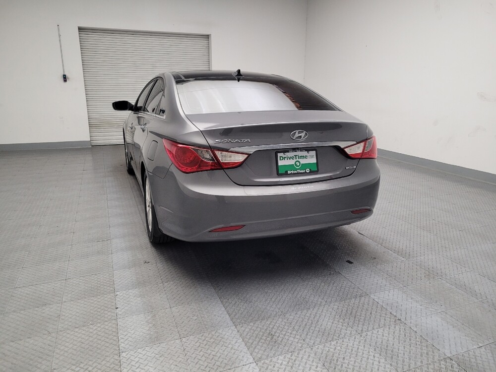 2013 Hyundai Sonata in Downey, CA 90241 - 18085853 6