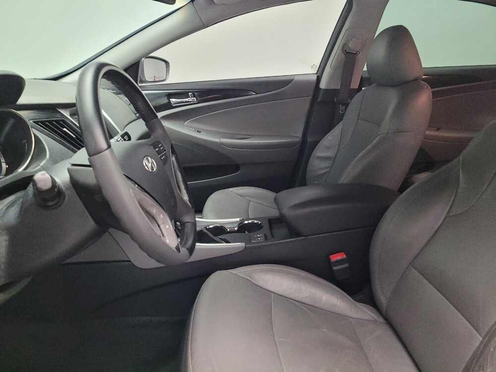 2013 Hyundai Sonata in Downey, CA 90241 - 18085853 17